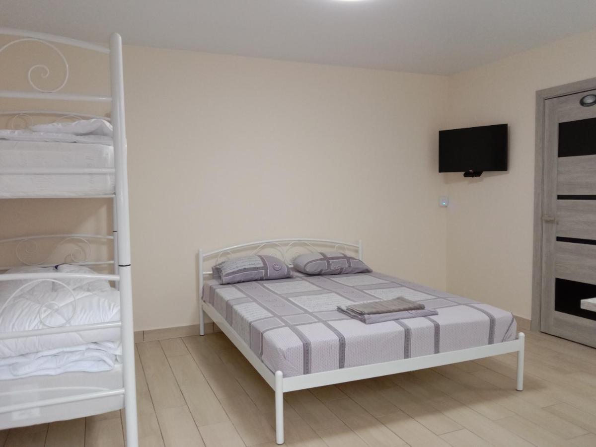 Однокімнатна 105 Appartement Khmelʼnytsʼkyy Buitenkant foto